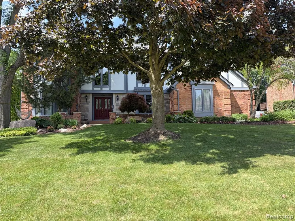 2534 Topsham, Rochester Hills, MI 48306 - #1