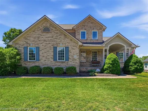 101 Willow Lake, Oxford, MI 48371