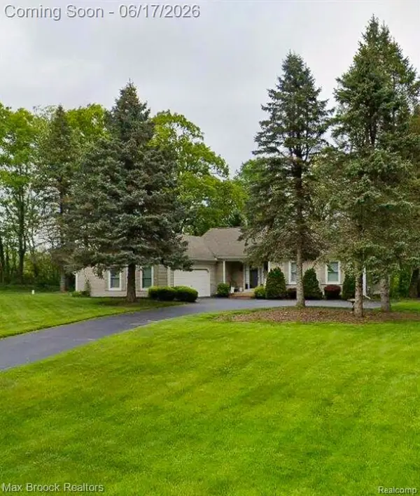 5466 Taylor, Clarkston, MI 48346