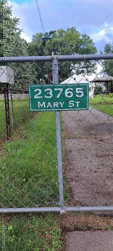 23765 Mary, Taylor, MI 48180
