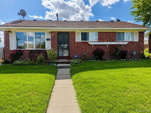 11901 Bloom, Hamtramck, MI 48212