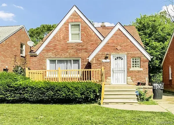 9590 Memorial, Detroit, MI 48227