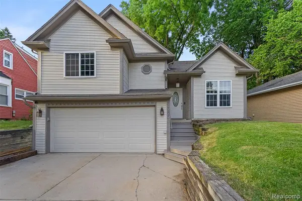 3850 Faber, Waterford, MI 48328