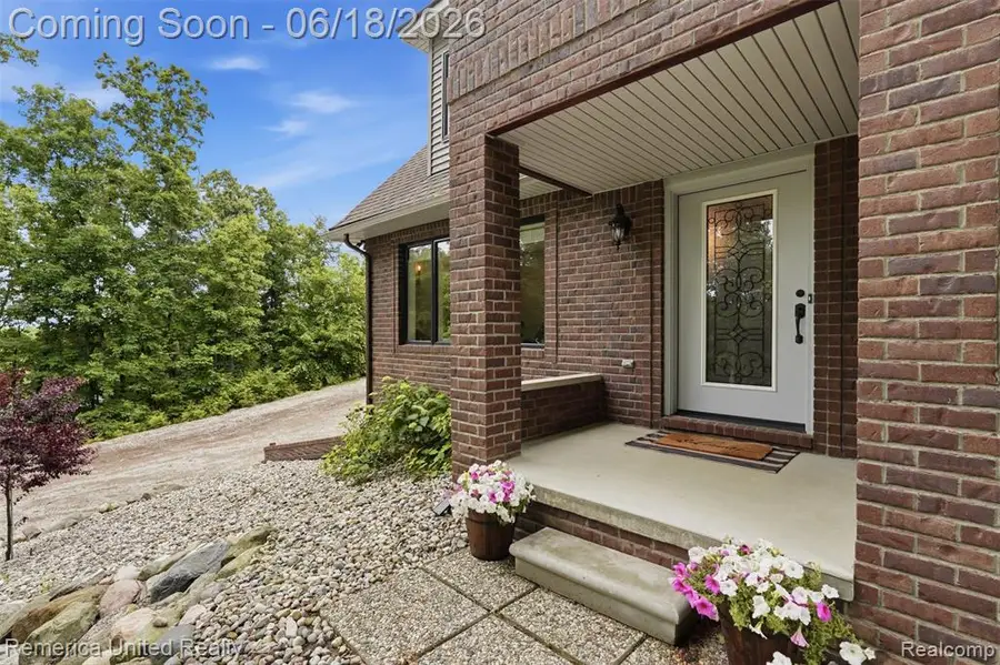 3175 Kensington, Milford, MI 48380 - #2