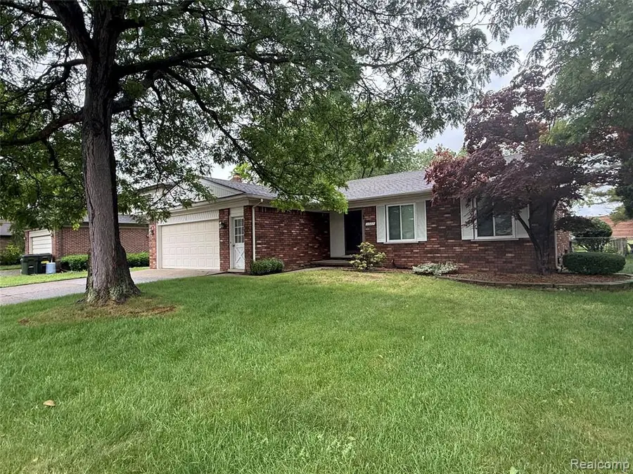 14322 Four Lakes, Sterling Heights, MI 48313 - #2