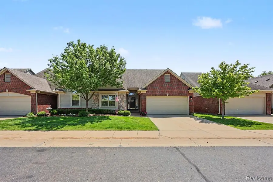 6670 Lexington, Shelby, MI 48317 - #2