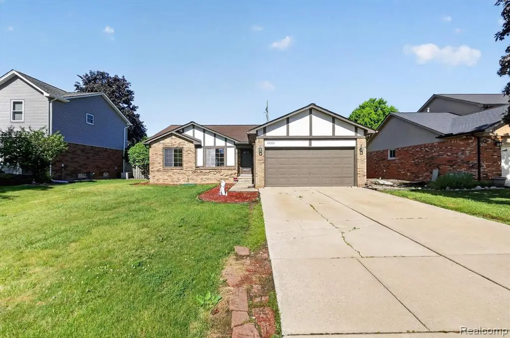 43325 Nebel, Clinton Township, MI 48038 - #1