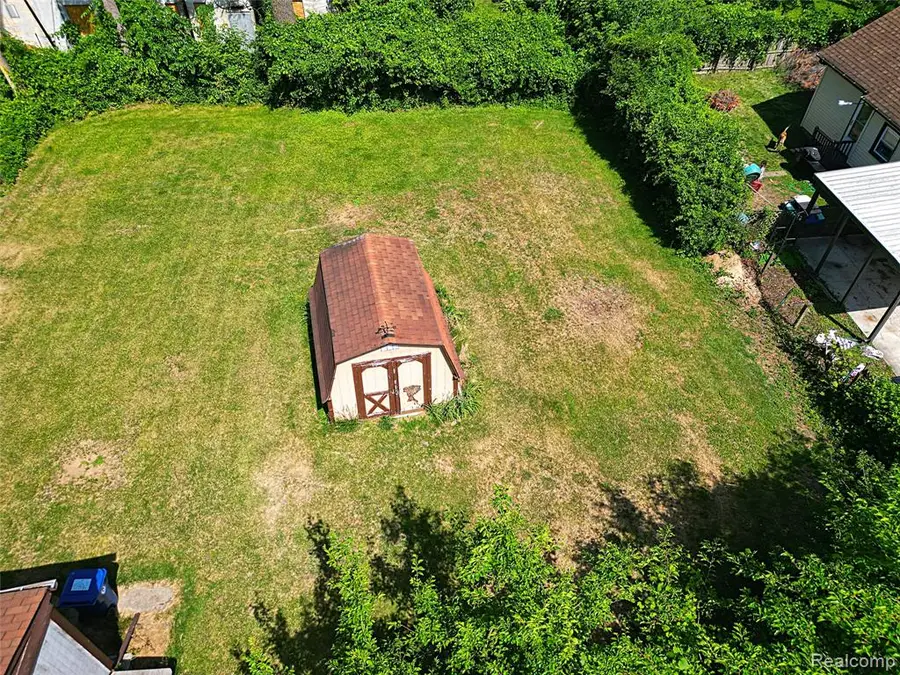 19336 Centralia, Redford, MI 48240 - #2