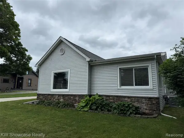 134 2nd, Metamora, MI 48455