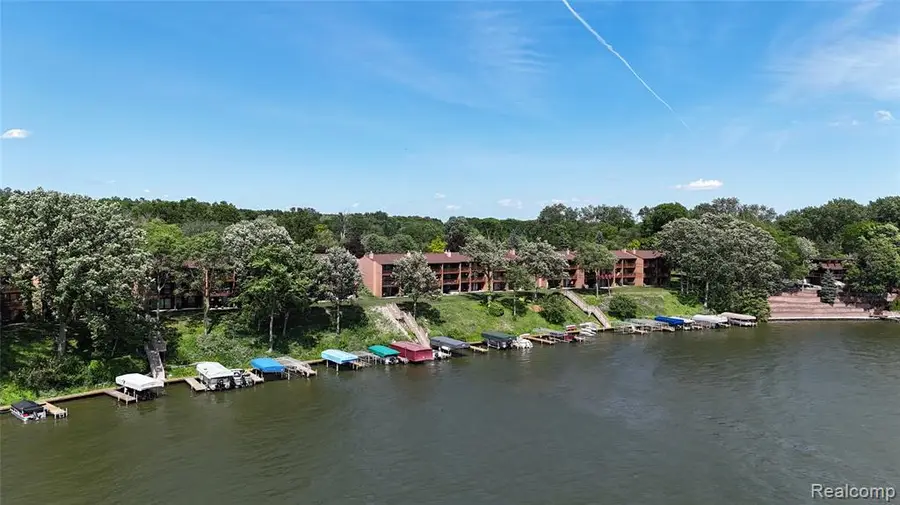 48315 Bayshore, Van Buren, MI 48111 - #2