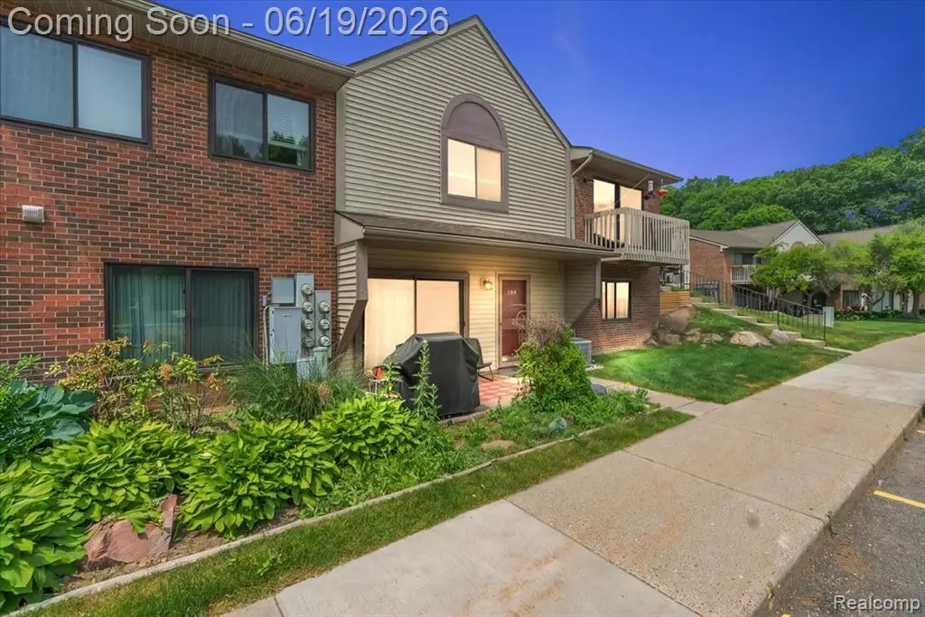 399 Spring Brooke, Brighton, MI 48116 - #1