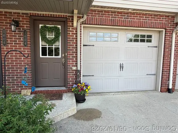1604 Pinecroft, Howell, MI 48855