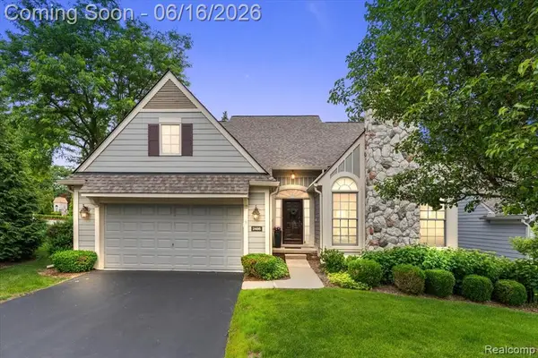 2486 Thistle Pointe, Bloomfield Hills, MI 48304