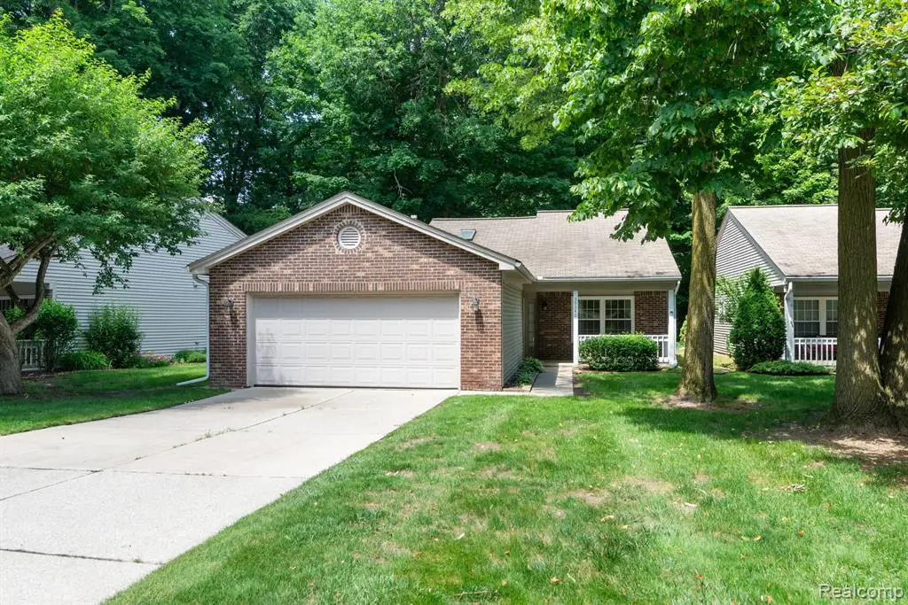 39340 Armstrong, Westland, MI 48185 - #1