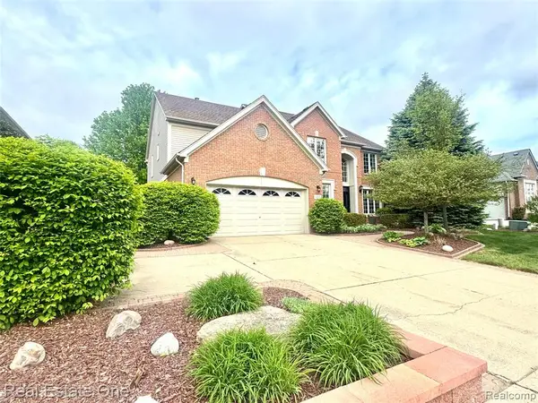 1215 Letica, Rochester, MI 48307