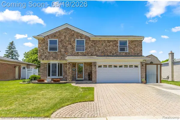 23312 E Fairway, Trenton, MI 48183
