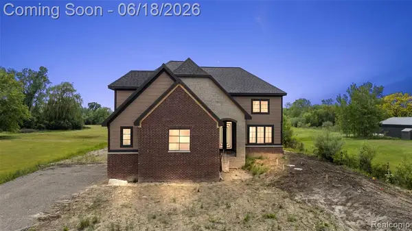 60637 Schoenherr Road, Washington, MI 48094