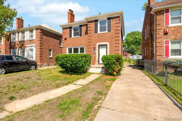 19156 Greenlawn, Detroit, MI 48221