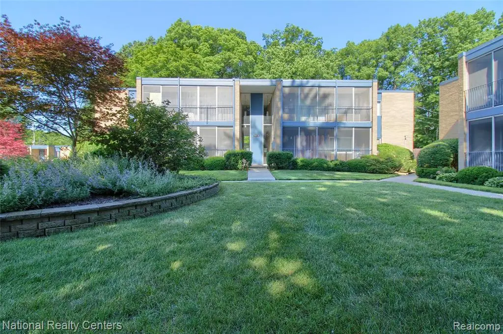 16547 Middlebelt #6, Livonia, MI 48154 - #1