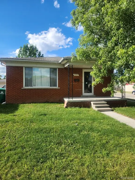 18327 Holland, Eastpointe, MI 48021 - #2