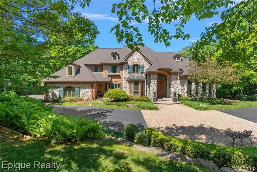 7662 Devins, Clarkston, MI 48348 - #3