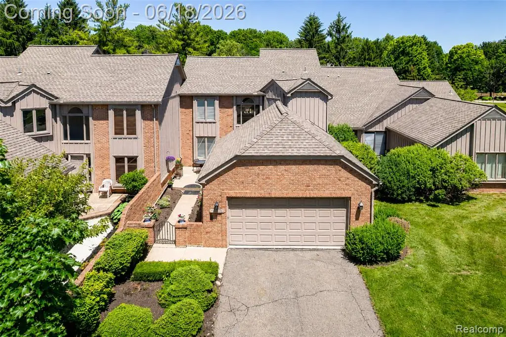 37520 Amber, Farmington Hills, MI 48331 - #1