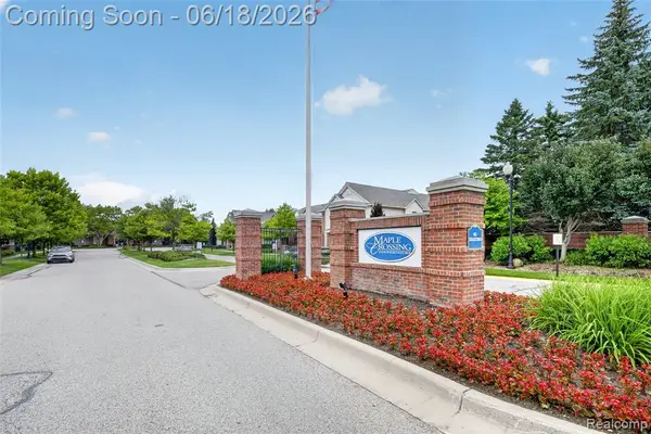 23104 Chesapeake, Walled Lake, MI 48390