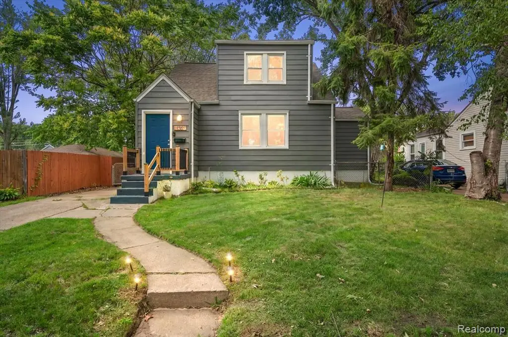 136 W Elza, Hazel Park, MI 48030 - #1