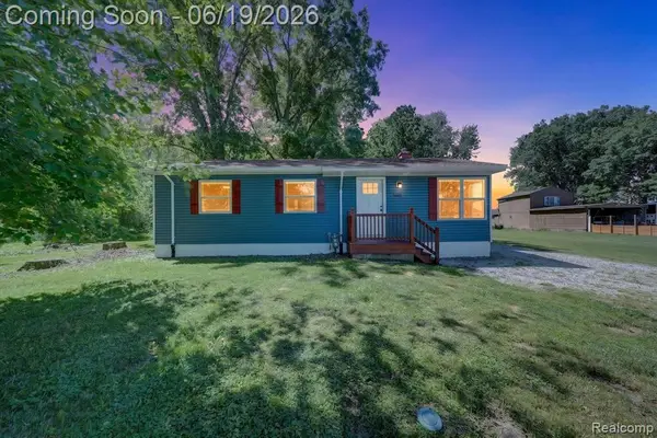 2185 N Channel, Harsens Island, MI 48028