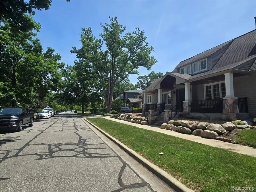903 E 3rd, Royal Oak, MI 48067 - #3