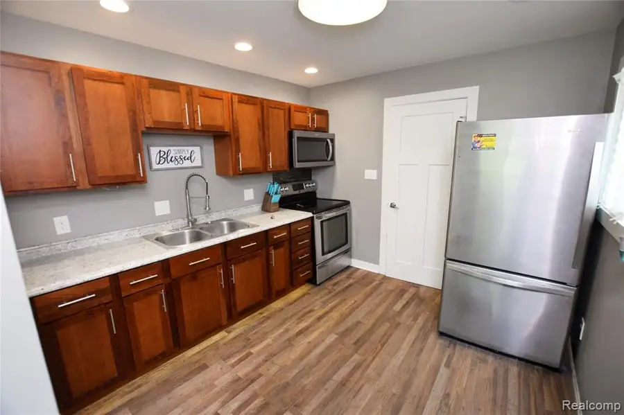 3749 Ivanhoe, Flint, MI 48506 - #2