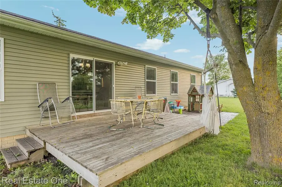 2479 Gibson, Grand Blanc, MI 48439 - #3