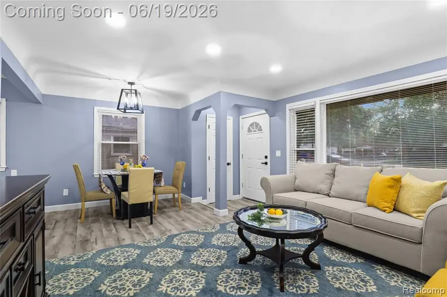 24241 Coolidge, Oak Park, MI 48237 - #3