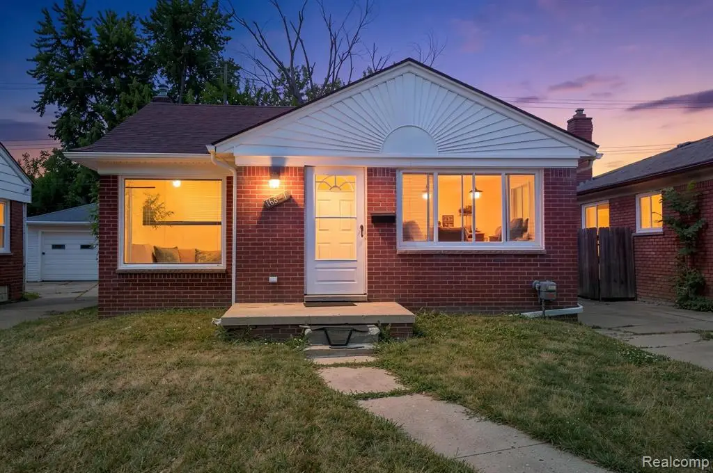 16821 E 8 Mile, Eastpointe, MI 48021 - #1