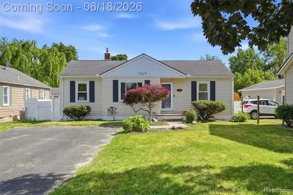3829 W Auburn, Rochester Hills, MI 48309
