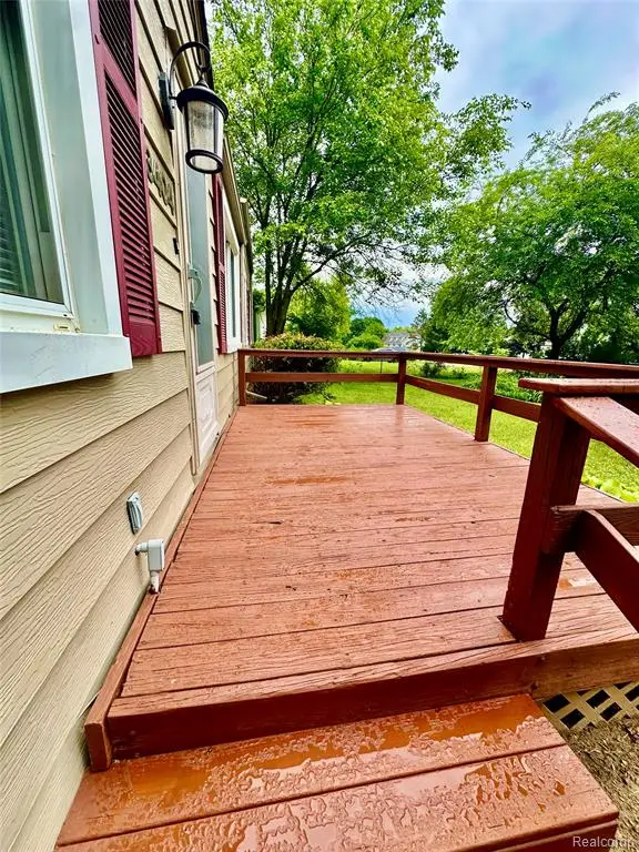 3404 Rockhaven, Rochester Hills, MI 48309 - #2