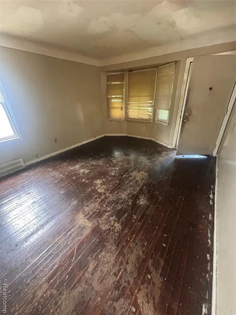 7785 Clayburn, Detroit, MI 48228 - #2