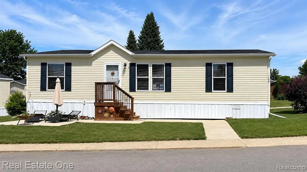 102 Sycamore, Highland, MI 48357 - #1