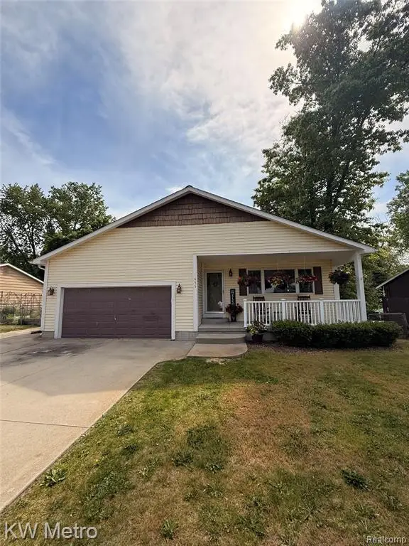655 Sherry, Lake Orion, MI 48362 - #1