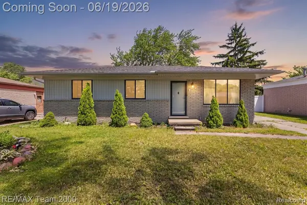 18533 Matthew, Clinton Township, MI 48035