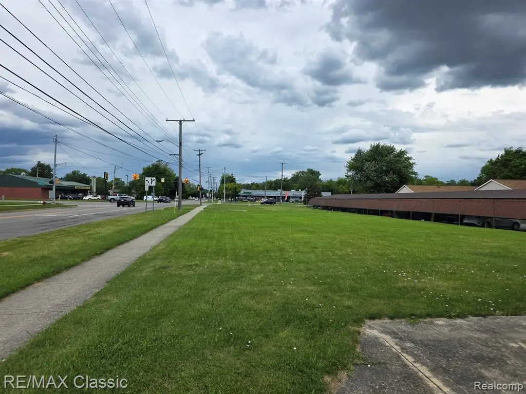 30006 Utica, Roseville, MI 48066 - #1
