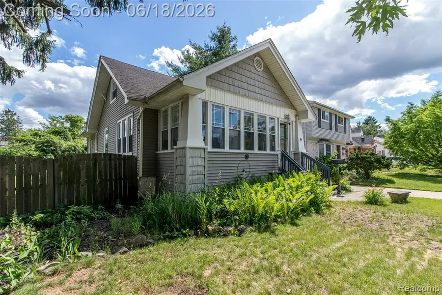 140 E Lawrence, Royal Oak, MI 48073 - #3