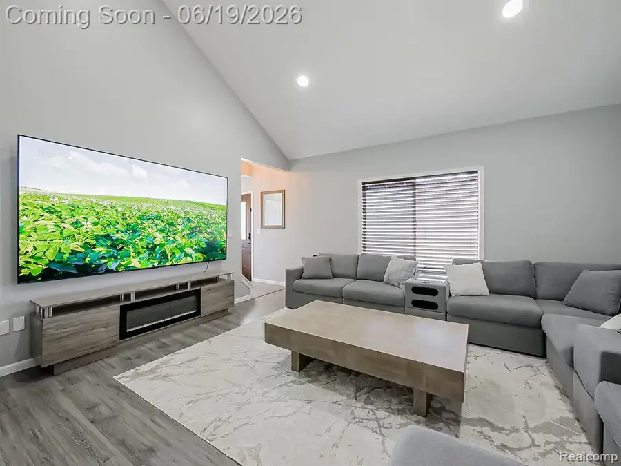 27051 Demrick, Roseville, MI 48066 - #2