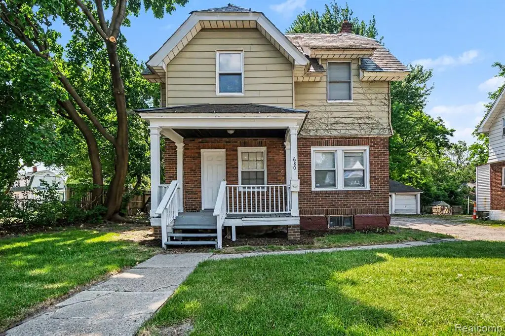 680 N Perry, Pontiac, MI 48342 - #1