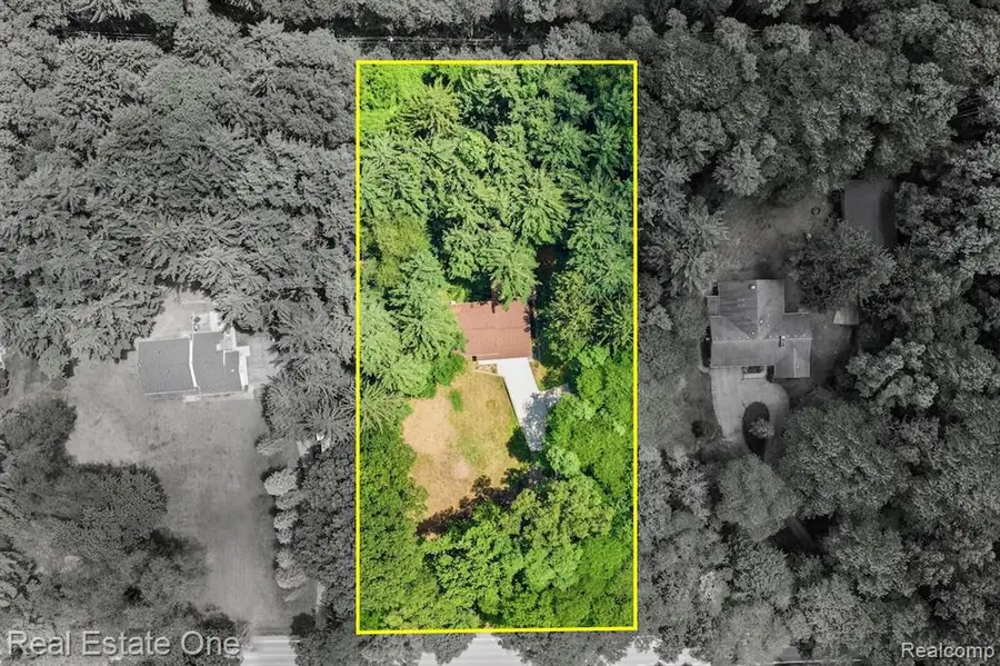 10353 Mcgregor, Pinckney, MI 48169 - #2