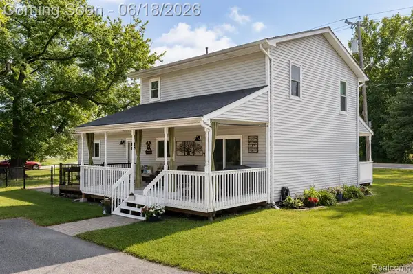 9991 Marshall, South Lyon, MI 48178