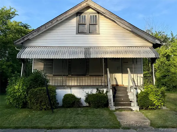 15640 Inverness, Detroit, MI 48238