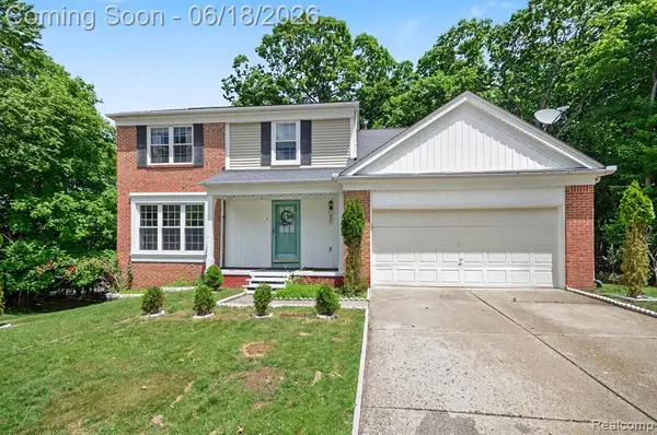 425 Thornridge, Rochester Hills, MI 48307
