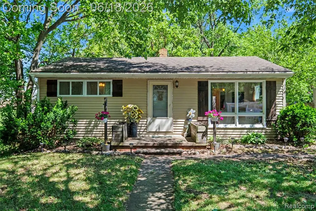 204 W Monroe, Durand, MI 48429 - #1