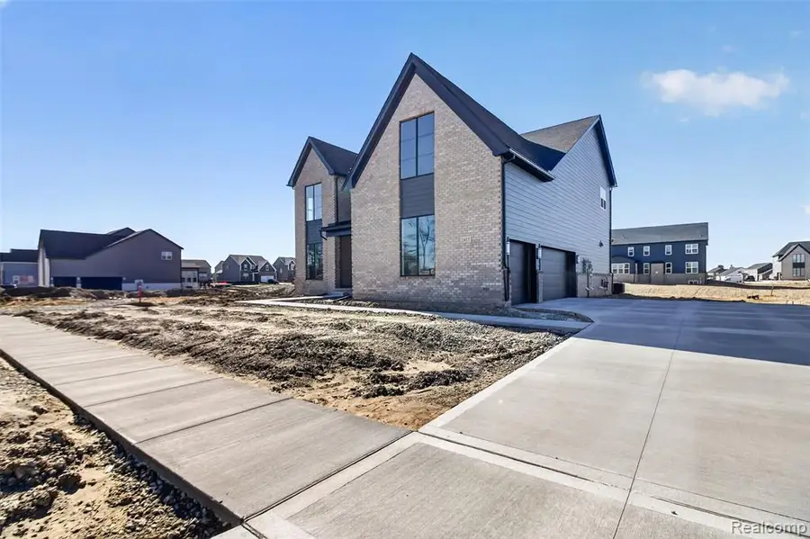 2417 Provencal, Commerce Township, MI 48382 - #3